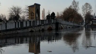 Kırmızı uyarı verilen Meriç Nehri sınırları zorluyor