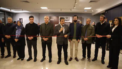 Esenler’de 15 Asırlık Miras Sanatla Buluştu: 'Mir’ât-ı Nebevi' Sergisi Açıldı