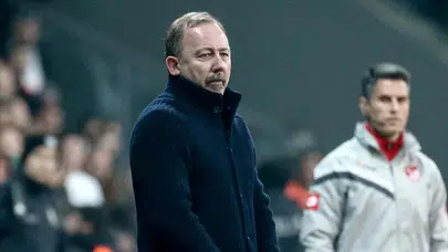 Kara Kartal’da Ayrılık Rüzgarı! John Silva Sergen Yalçın'ın Gözüne Giremedi