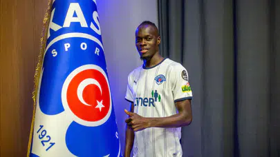 Mamadou Fall Kasımpaşa’dan ayrıldı mı, Bandırmaspor’a mı transfer oldu? İşte kiralık anlaşmanın tüm detayları