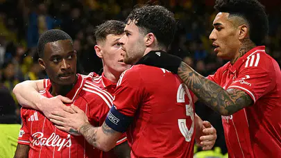 Devler sahneye çıkarken temsilcimizin hikayesi yarım kaldı