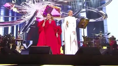 Yar çağırsan gelmem mi sözleri hangi şarkıda geçiyor, şarkı kimin, sözleri kime ait?