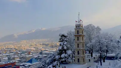 Kar yağışı Bursa’da akşam saatlerine kadar etkisini sürdürdü