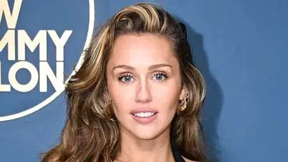 Miley Cyrus Hamile mi, Anne mi Oluyor?