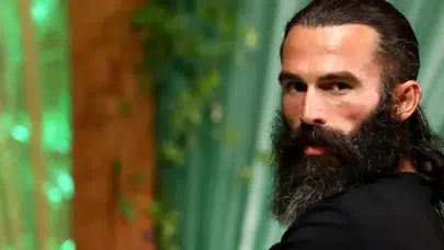 Turabi hayatı (kimdir), nereli, kaç yaşında, kimin oğlu ve nerede yaşıyor?