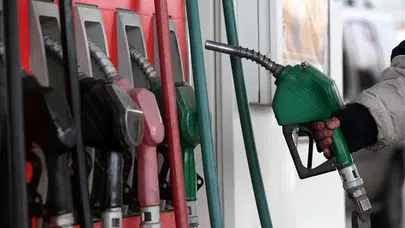 SON DURUM! 12 Şubat Perşembe (İstanbul, Ankara, İzmir) benzin, motorin ve LPG fiyatları ne kadar oldu?