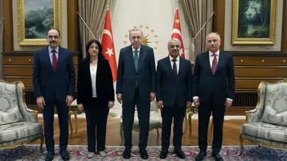 Cumhurbaşkanı Erdoğan, DEM Parti heyetini Külliye’de kabul etti!