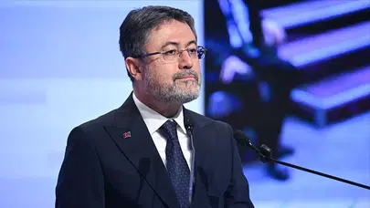 İbrahim Yumaklı Hayatı (kimdir), Kaç Yaşında, Nereli, Mesleği Ne ve Hangi Görevlerde Bulundu?