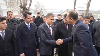 Yeni Iğdır Valisi Mustafa Fırat Taşolar kim, nereli, kaç yaşında, ne iş yapıyor, eşi kim?