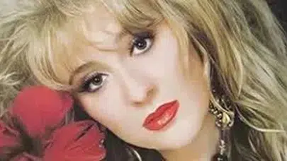 Güllü’nün Gençliği Nasıldı, Gençlik Fotoğrafı