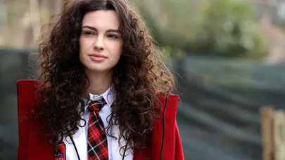 19 Yaşında Büyük Başarı: Su Burcu Yazgı Coşkun’un Hayat Hikâyesi!