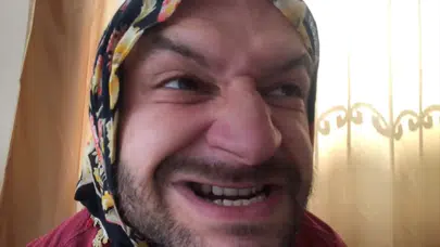 Aykut Elmas kaç yaşında, aslen nereli, ne iş yapıyor, mesleği ne, sevgilisi var mı, evlendi mi?