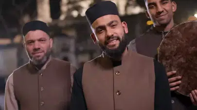 Times Meydanı’nda Bir Türk Yıldızı! Celal Karatüre Dünya Listelerini Salladı