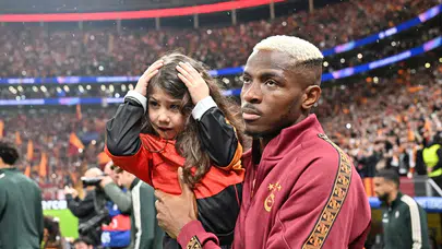 Osimhen Krizi Büyüyor: 'Oynamadı Çünkü Parasını Alamadı' İddiasına Resmi Açıklama Geldi!