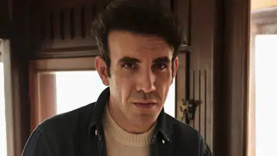 Yeraltı Yılmaz Kimdir, Gerçek Adı Ne, Mehmet Yılmaz Ak Kaç Yaşında, Nereli, Boyu Kaç, Hangi Dizilerde Oynadı, Eğitimi Ne?