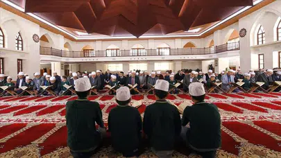 Ramazanda Hangi Kanal Saat Kaçta Mukabele Yayını Yapıyor? (2026)