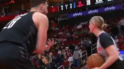 NBA’de Gecenin Olayı! Alperen Şengün Son Çeyrekte Oyundan Atıldı