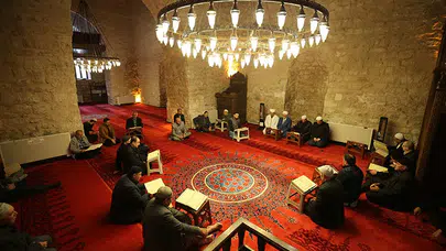 Mukabele nedir, nasıl okunur? 2026 Ramazan mukabele saatleri ve hangi kanalda yayınlanıyor?