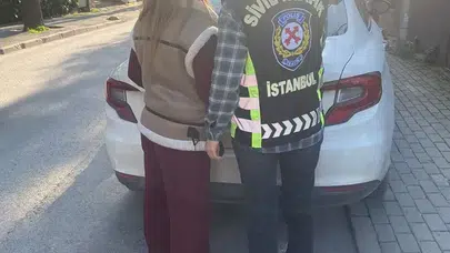 Trafikte Dans Şovu Pahalıya Patladı! Fenomen İsme Ceza Yağdı