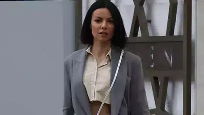 Ünlü Model Simge Ünal İsyan Etti: 'Başıma Bir Şey Gelirse Sorumluları Belli!'