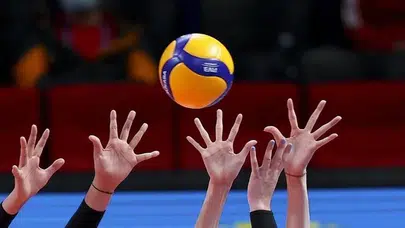 BUGÜN HANGİ VOLEYBOL MAÇLARI VAR? 19 Şubat Perşembe Fenerbahçe Medicana CEV Volleyball Cup Play Off Saat Kaçta?