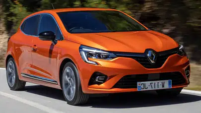 Yeni Renault Clio fiyatı ne kadar, motor seçenekleri ve hibrit özellikleri neler?