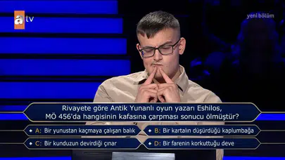 Eshilos nasıl öldü sorusu Bir yunustan kaçan balık mı, kartalın düşürdüğü kaplumbağa mı, devrilen çınar mı, korkutulan deve mi?