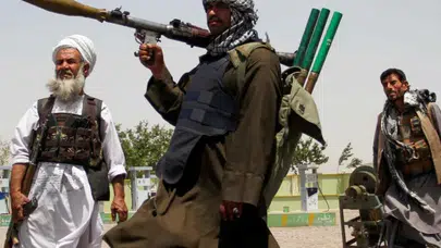 Durand Hattı Alev Alev! Kabil Bombalandı, 'Açık Savaş' İlanı Geldi