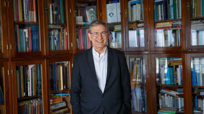 Orhan Pamuk Çerkes kökenli mi?