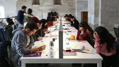 Üniversiteyle İlişiği Kesilenlere Yeni Şans! Düzenleme Meclis Yolunda