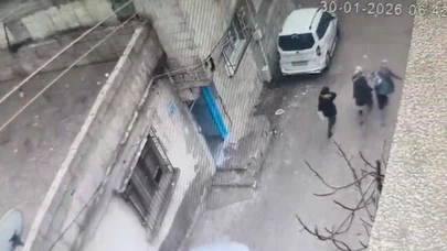 Gaziantep’te sabah baskını görüntüleri... 2,7 milyonluk kasa buhar oldu!