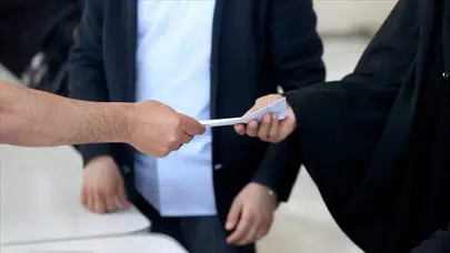 Zekât kimlere farzdır? Nisap miktarı ne kadar, bir yıl şartı nedir?