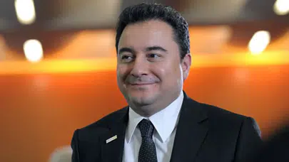 Ali Babacan’ın Aile Geçmişi Ortaya Çıktı: Dedesi Bahattin Ebil’in Dikkat Çeken Hayatı