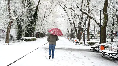 Erzurum’da Parçalı Bulutlu, Hafif Kar Yağışlı ve Sağanak Kar Yağışı Beklentisi