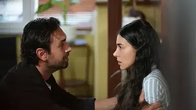 Taşacak Bu Deniz Adil Koçari' kiminle sevgilisi, yeni sevgilisi kim, 17. bölümde kiminle yemeğe çıktı?