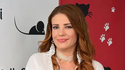 Esra Sönmezer hayatı, aslen nereli, neden gündeme geldi?