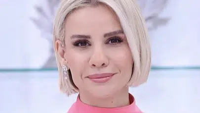 Esra Erol’un kardeşi var mı? Kaç kardeşi var? Kardeşleri ne iş yapıyor?