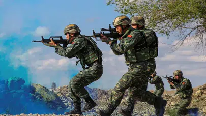 Tayvan’a Özel Senaryo Çin Ordusu Hedef Lider Kaçırma Tatbikatı Yürüttü