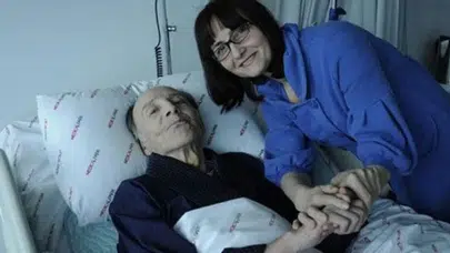 Münir Özkul'un karısı öldü mü, kaç yaşında, ne zaman öldü?