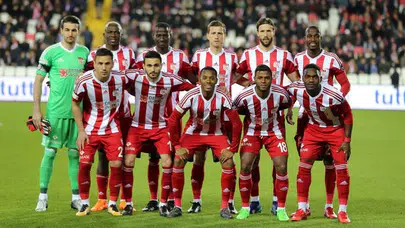 Ethemi Coştu, Sivas Uçtu! Sivasspor Kritik Maçta Farka Gitti