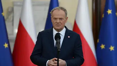 Tusk’tan Kritik İran Uyarısı! 'Derhal Terk Edin'