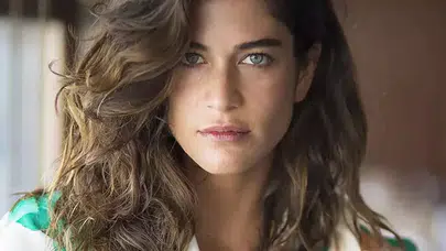 Berrak Tüzünataç evlendi mi, nasıl ünlü oldu, eski sevgilisi kim, hangi dizilerde rol aldı?