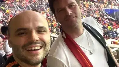 Kıvanç Tatlıtuğ, 5-2’lik Galatasaray Galibiyetini Tribünden İzledi!