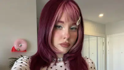 Sosyal medyanın pembe saçlı fenomeni hakkında bilinenler!