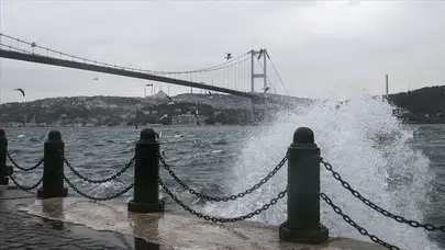 İstanbul’da fırtına, şiddetli yağmur, soğuk hava ve sarı kod uyarısı ne anlama geliyor, 9 şiddetinde yağış ve bir hafta boyunca yağmur kenti nasıl etkileyecek?