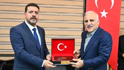 Mehmet Bozkuş’tan Diyarbakır’da geleneksel gönül sofrası!