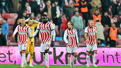 Karadeniz ekibi zor gününde! Antalyaspor karşısında 7 isim yok