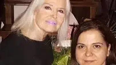 Yasemin Simavi'nin kaç çocuğu var, kaç kere evlendi?