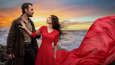 TRT tarihinde bir ilk! Deniz Baysal ve Ulaş Tuna Astepe’den dergi çekimi...