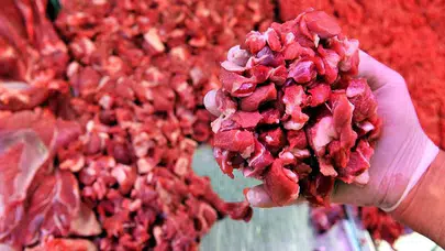 Ramazan’da Sabit Fiyat Kararı Tartışma Yarattı! Ucuz Et Raflara Gelmeden Bitiyor